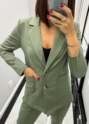 Піджак фісташкового кольору amisu