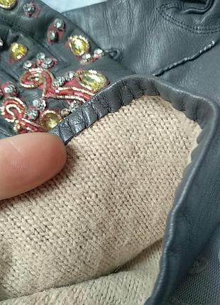 Перчатки бурлеск 7