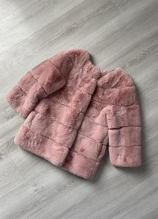 Шуба зимова рожевого кольору💗