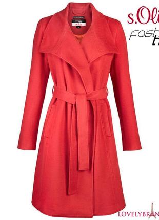 Червоне пальто з поясом2 фото