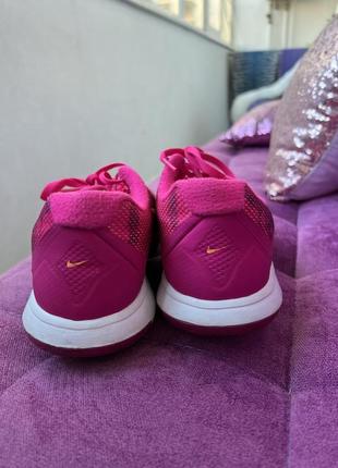Nike кросівки оригінал розмір 40 (26 см)3 фото