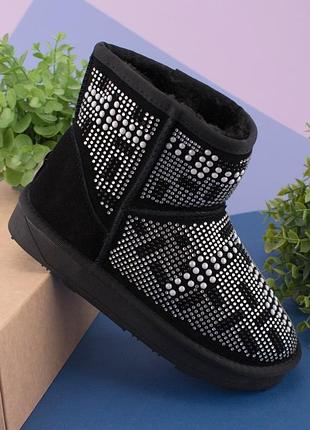 Жіночі чорні уггі зі стразами