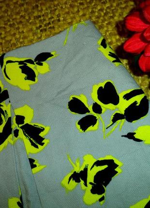Шикарная контрастная юбочка трапеция  серо-лимонный  цветочный узор2 фото