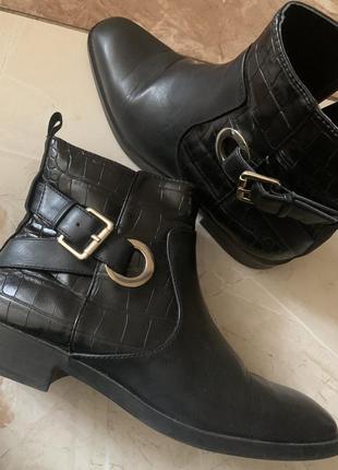 Ботинки кожа,zara