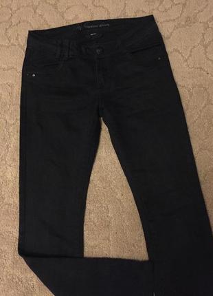 Отличные модные женские джинсы черные р m(38)