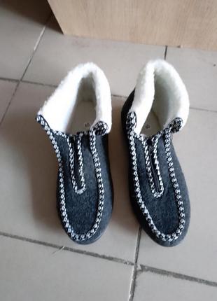 Теплые тапки тапочки на овчине р.40