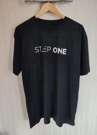 Мужская черная футболка step one размер 50-52