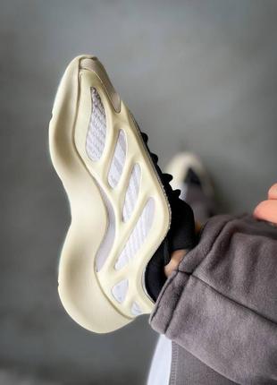 Кросівки adidas yeezy boost  700 v3 azael4 фото