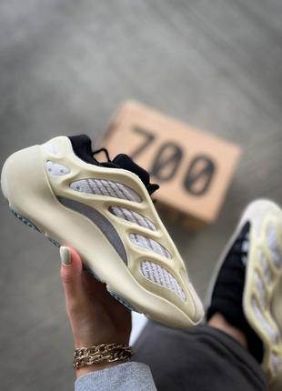 Кросівки adidas yeezy boost  700 v3 azael