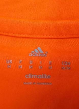 Суперова яскрава фірмова футболка бренду adidas climalite5 фото