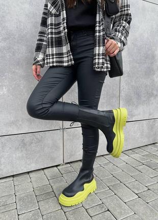 Крутейшие женские ботинки bottega veneta black/green premium чёрные с салатовым2 фото