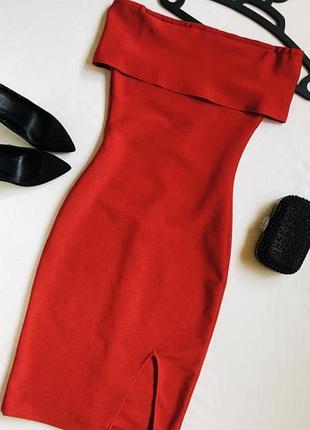 Коктейльна сукня