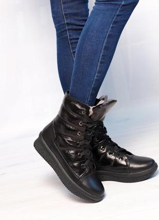 Женские теплые зимние ботинки на шнурке6 фото