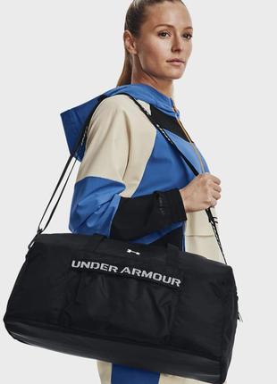 Under armour жіноча чорна спортивна сумка ua favorite duffle2 фото