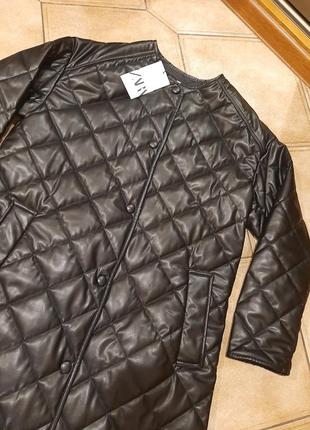 Zara пальто стеганное чёрный черный искусственная кожа2 фото