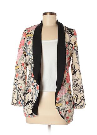 Вишуканий легкий жакет накидка