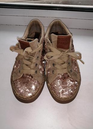 Eспадрильї gioseppo