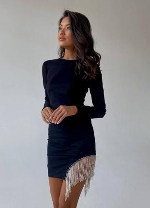 Сукня з бахромою, чорна, базова з довгим рукавом, стильна, трендова міні з металевими блискітками стразами2 фото