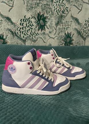 Кроссовки adidas оригинал