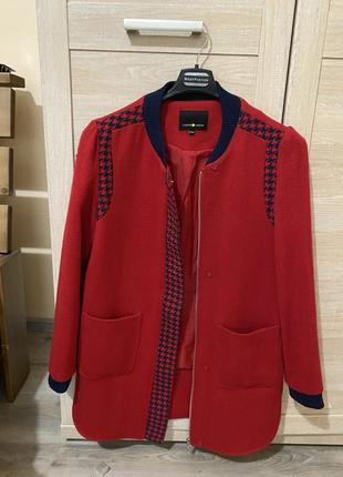 Пальто французького бренду cache cache червоне синє яскраве стильне шерстяне