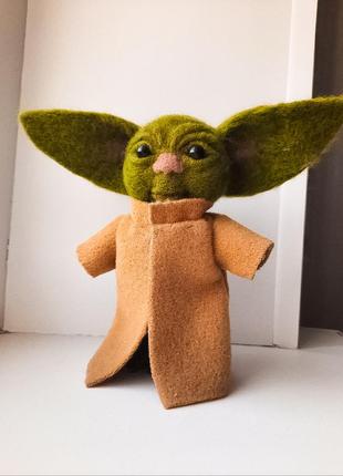 Маленький йода. "baby yoda"