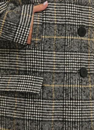 Класичне пряме пальто на підкладці з капюшоном3 фото