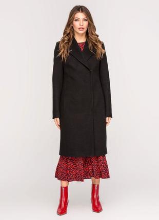 Пальто жіноче довге чорне класичне під пояс з брошкою на комірі