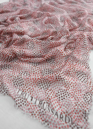 Велика хустка шарф trussardi з шовком2 фото