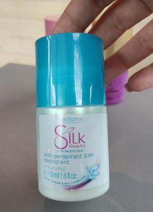 Шариковый дезодорант антиперспирант орифлейм шелк oriflame silk beauty3 фото