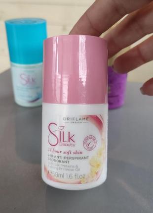 Шариковый дезодорант антиперспирант орифлейм шелк oriflame silk beauty4 фото