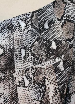 Новые шикарные  брендовые брюки палаццо кюлоты змеиный принт5 фото