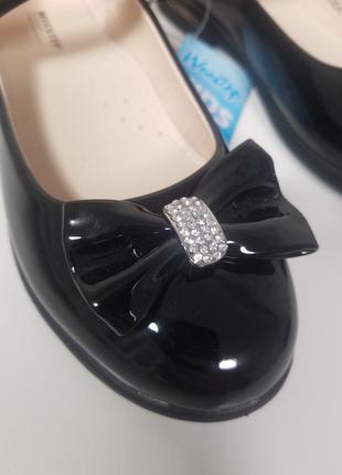 Туфлі чорні лакові для дівчинки weestep2 фото