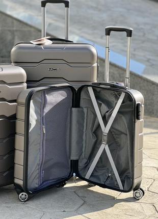 Турецька гарна валіза ,з подвійними колесами ,кодовий замок ,чемодан3 фото