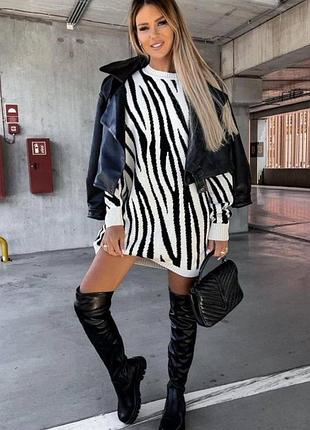 Светр довгий полосатий в'язаний, туніка, базовий, стильний, трендовий, чорний, білий, зелений, сукня5 фото