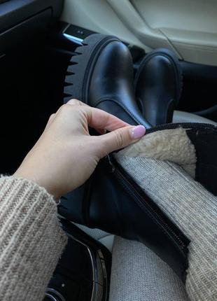 Теплые ботинки челси на резинке, сапоги черные кожаные женские зимние (зима 2022-2023) для женщин, удобные, комфортные, стильные3 фото