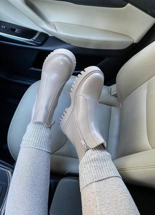 Теплые ботинки челси на резинке, сапоги невысокие, короткие, низкие бежевые кожаные женские зимние (зима 2022-2023) для женщин, удобные, комфортные6 фото
