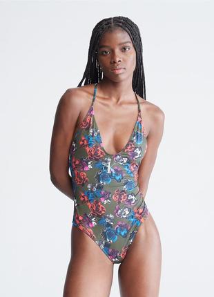 Новый женский купальник цельный calvin klein (ck printed plunge one-piece swimsuit) с америки s