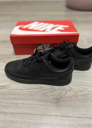 Чоловічі кросівки розмір 43 nike