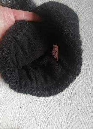 Черная полушерстяная шапка6 фото