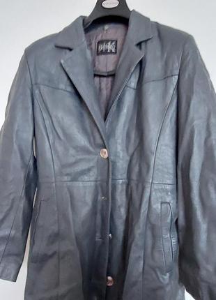 Шкіряний плащ італійській