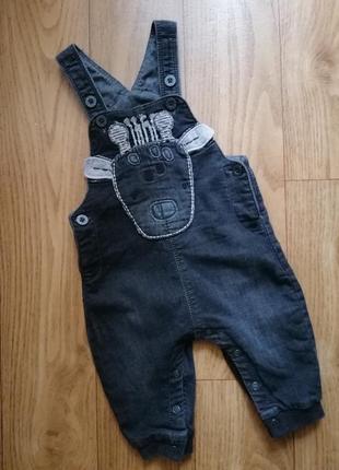 Джинсовий комбінезон напівкомбінезон next на 3-6 міс