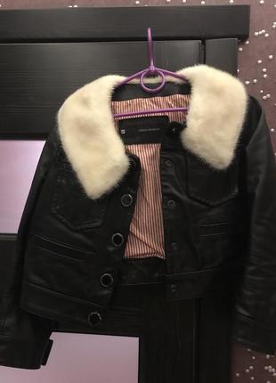 Стильная кожаная куртка