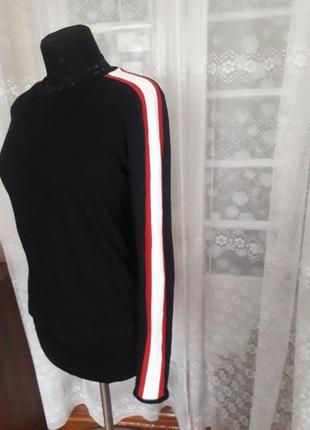 Стильна жіноча кофтинка urban outflitters  14 розмір