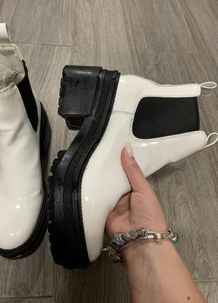 Рівер айленд 5