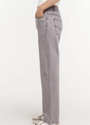 Стильні сірі джинси з акцентом від бренду befree3 фото
