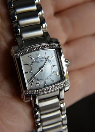 Діаманти! розкішний жіночий годинник з діамантами bulova