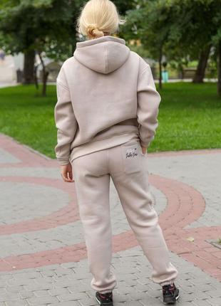 Спортивный костюм с худи бежевого цвета2 фото