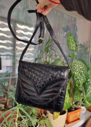 Вінтажна сумка шкіра змії, шкіряна сумка італія, сумка кросбоді, маленька чорна сумка3 фото