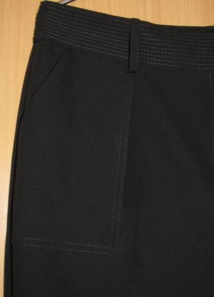 Укороченные брюки с высокой посадкой англия3 фото