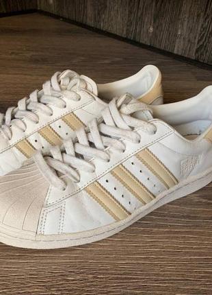 Женские кроссовки adidas superstar